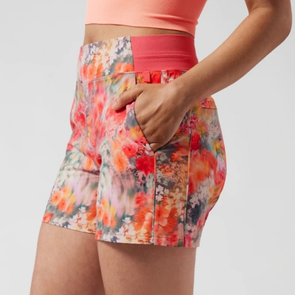 Old Tiralahilacha Brooklyn Canale Shorts Pink